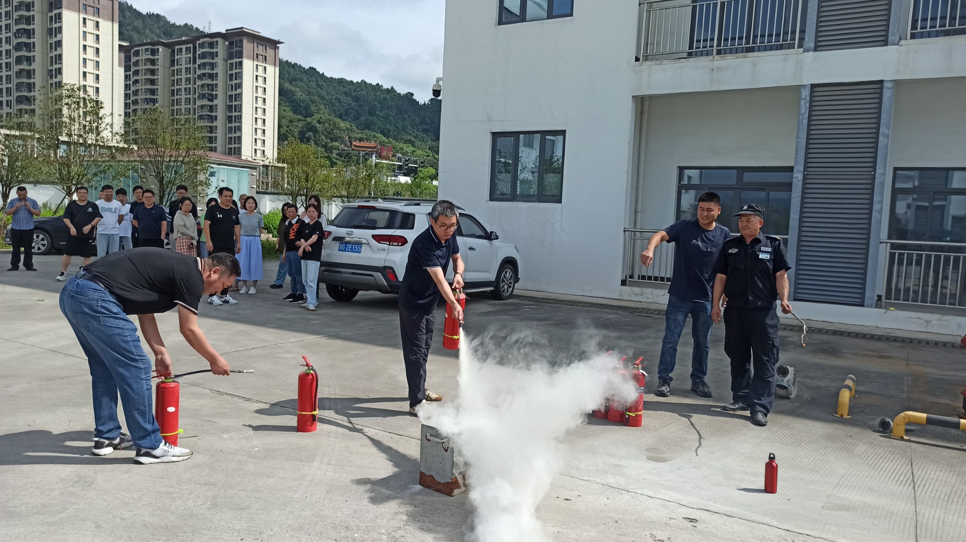市彩运网物流产业园公司开展安全生产教育培训暨应急演练活动，，，，，，周明武拍摄3.jpg